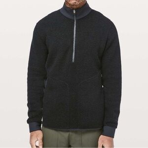 Lululemon Men's Tundra Trek 1/2 Zip pullover Wool Blend Size L